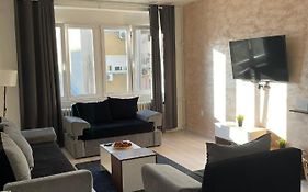 Apartment 51 - Bright, Spacious, Lux 1 Bedroom In The City Center - Stari Grad