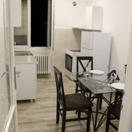 Apartment 51 - Bright, Spacious, Lux 1 Bedroom In The City Center - Stari Grad Belgrad Dış mekan fotoğraf