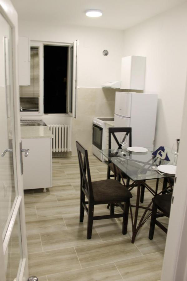 Apartment 51 - Bright, Spacious, Lux 1 Bedroom In The City Center - Stari Grad Belgrad Dış mekan fotoğraf