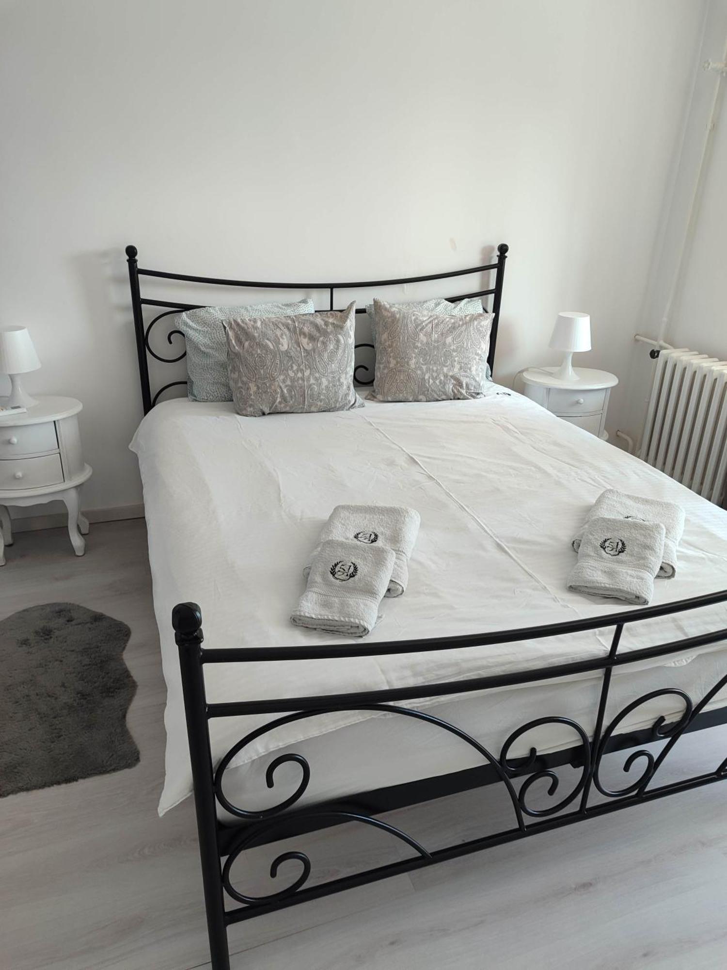 Apartment 51 - Bright, Spacious, Lux 1 Bedroom In The City Center - Stari Grad Belgrad Dış mekan fotoğraf